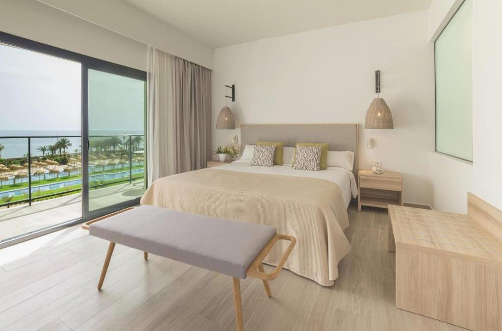 Date el capricho: hotel 5*, lujo y sol infinito Cabo de Gata