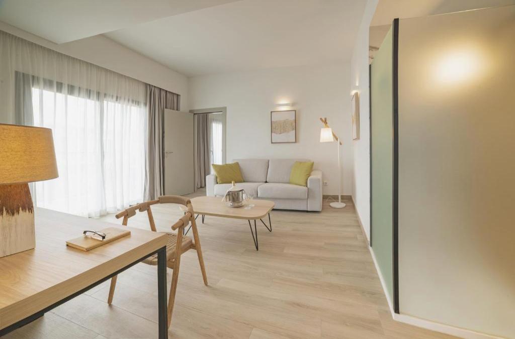 Date el capricho: hotel 5*, lujo y sol infinito Cabo de Gata - Cabogata Beach Hotel & Spa