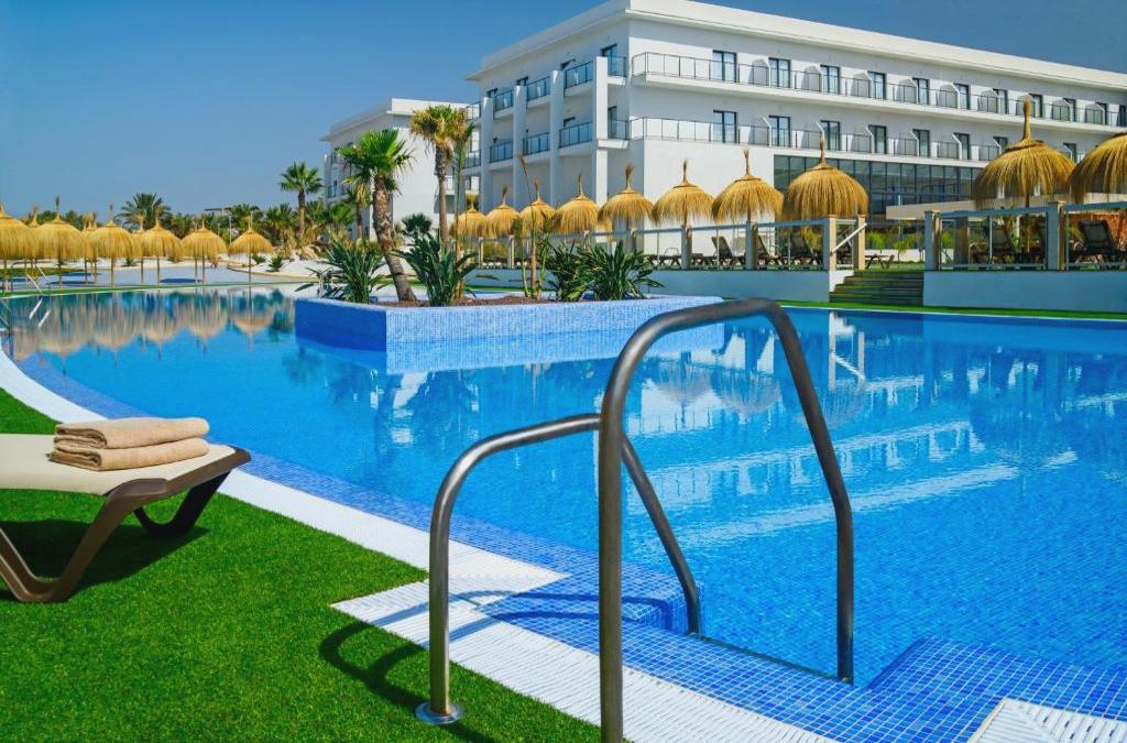 Date el capricho: hotel 5*, lujo y sol infinito Cabo de Gata - Cabogata Beach Hotel & Spa