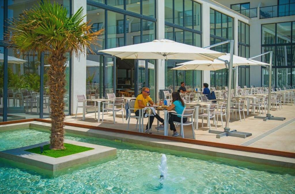 Date el capricho: hotel 5*, lujo y sol infinito Cabo de Gata - Cabogata Beach Hotel & Spa