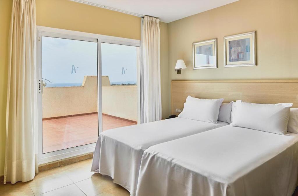 Cabo de Gata: the wild side of Almeria in a 4* hotel