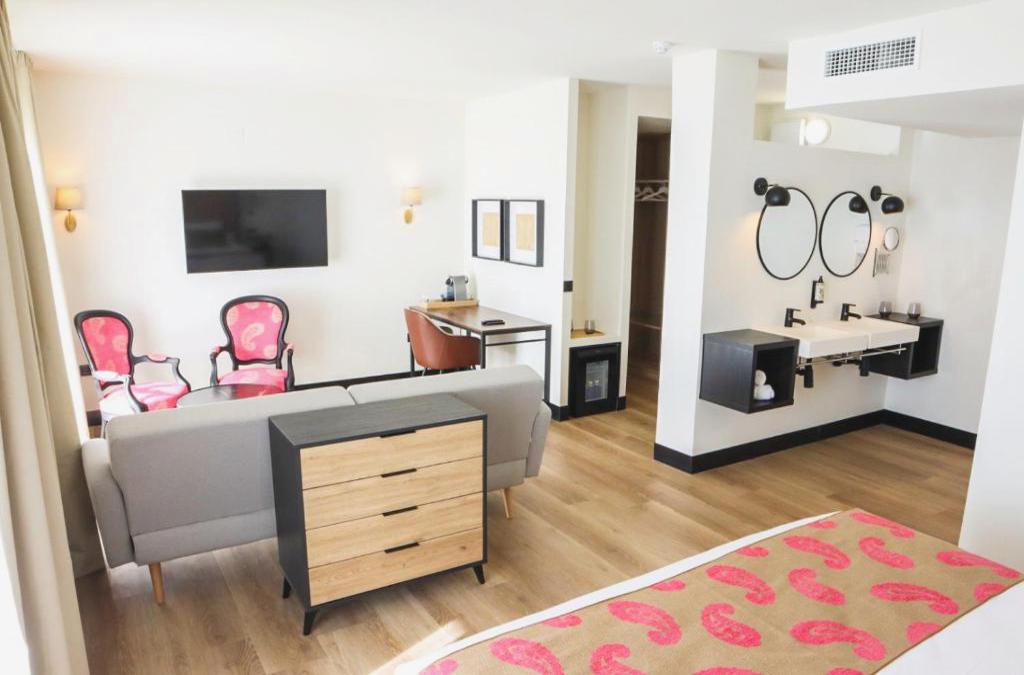 Despiértate frente al Mediterráneo: una escapada 4* en Rincón de la Victoria - FAY Victoria Beach