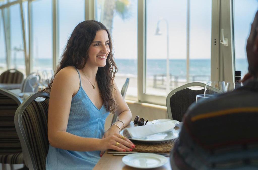 Despiértate frente al Mediterráneo: una escapada 4* en Rincón de la Victoria - FAY Victoria Beach