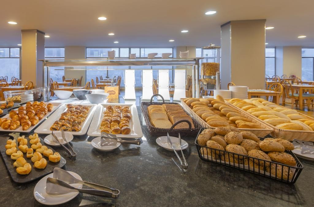 Beachfront bliss in Roquetas de Mar with 4-star style