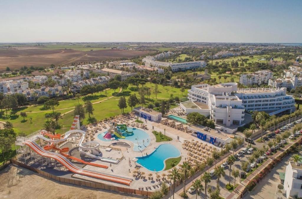 Vacaciones en Hotel 4* con Media Pensión en Rota (Cádiz) - ALEGRIA Costa Ballena Aquafun & Spa