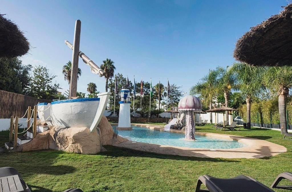 Vacaciones en Hotel 4* con Media Pensión en Rota (Cádiz) - ALEGRIA Costa Ballena Aquafun & Spa