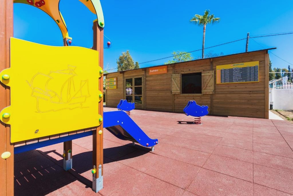 Vacaciones en TODO INCLUIDO en un verdadero cortijo andaluz (Costa del Sol) ¡1º niño GRATIS! - Globales Cortijo Blanco