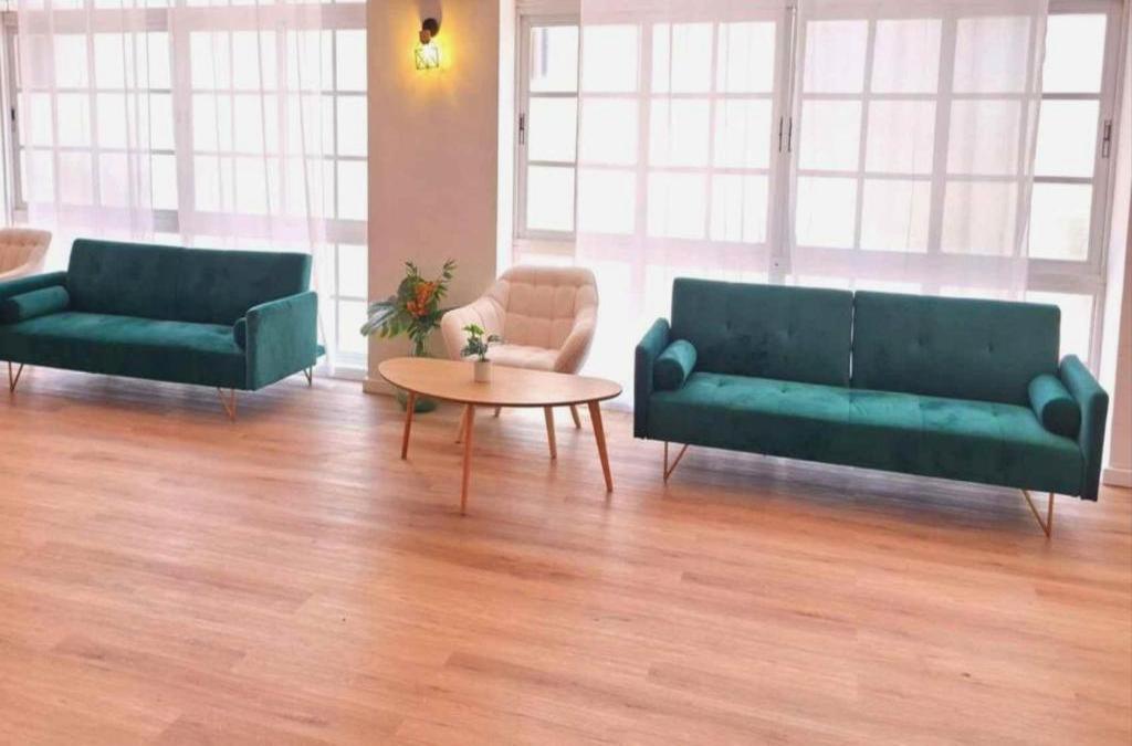 Stay in the heart of Torremolinos at a great price!