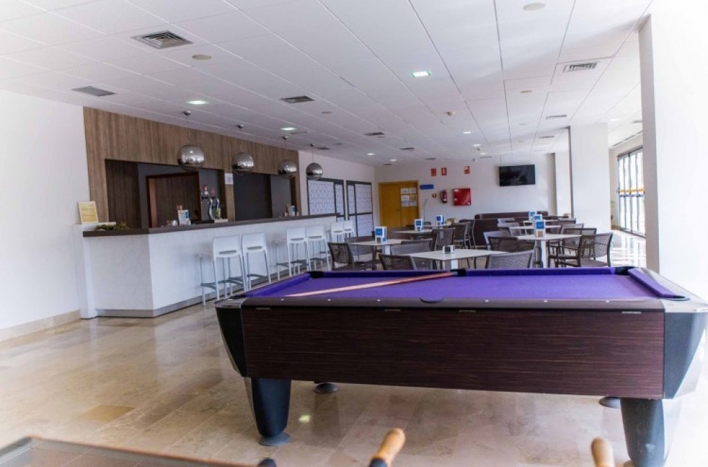 ¡Este otoño, pon rumbo a Vera, Almería! Hotel 4* junto a la playa - Hotel Adaria Vera