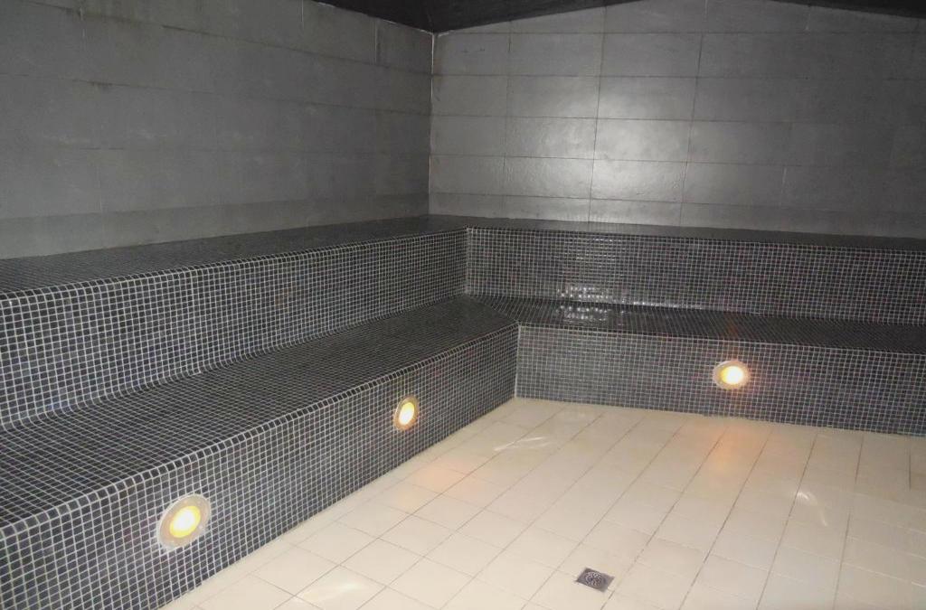 ¡Tu momento de desconexión! Balneario Alhama de Aragón con piscina termal incluida - Hotel Balneario Alhama de Aragón