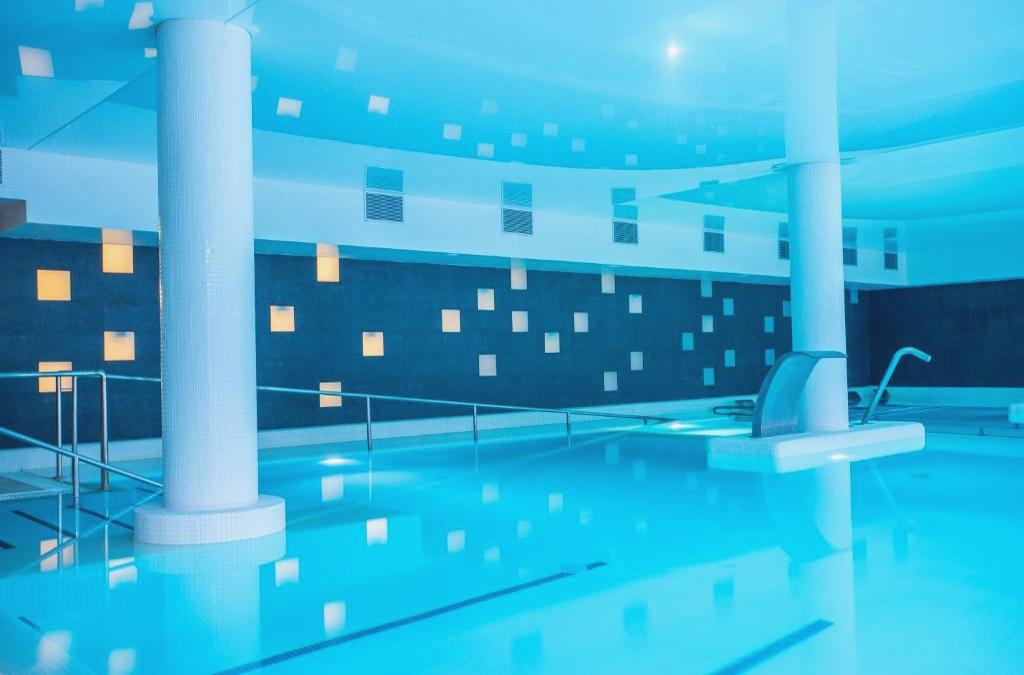 ¡Tu momento de desconexión! Balneario Alhama de Aragón con piscina termal incluida - Hotel Balneario Alhama de Aragón
