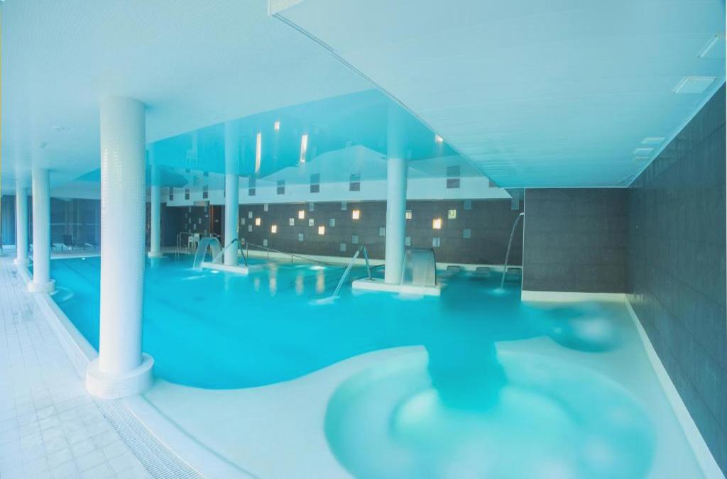 ¡Tu momento de desconexión! Balneario Alhama de Aragón con piscina termal incluida - Hotel Balneario Alhama de Aragón