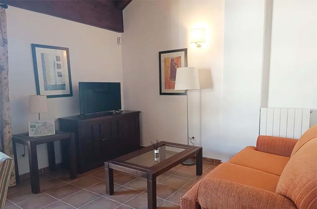 Jaca a tus pies: desconecta en pleno Pirineo aragonés - Apartamentos Jaca Mirador de Badaguas 3000