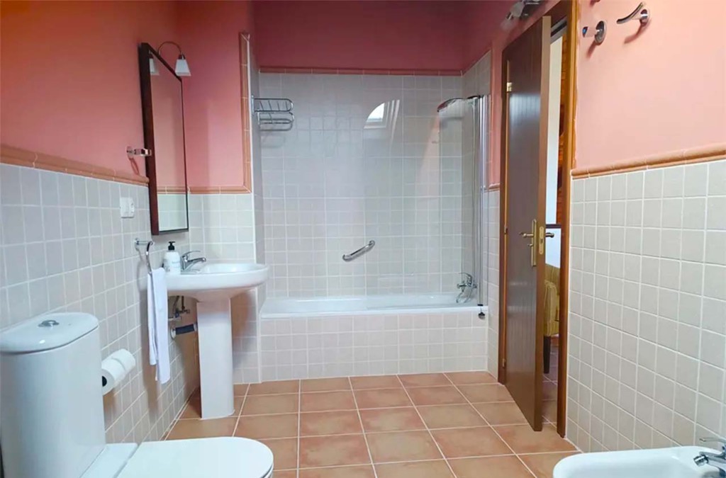 Jaca a tus pies: desconecta en pleno Pirineo aragonés - Apartamentos Jaca Mirador de Badaguas 3000