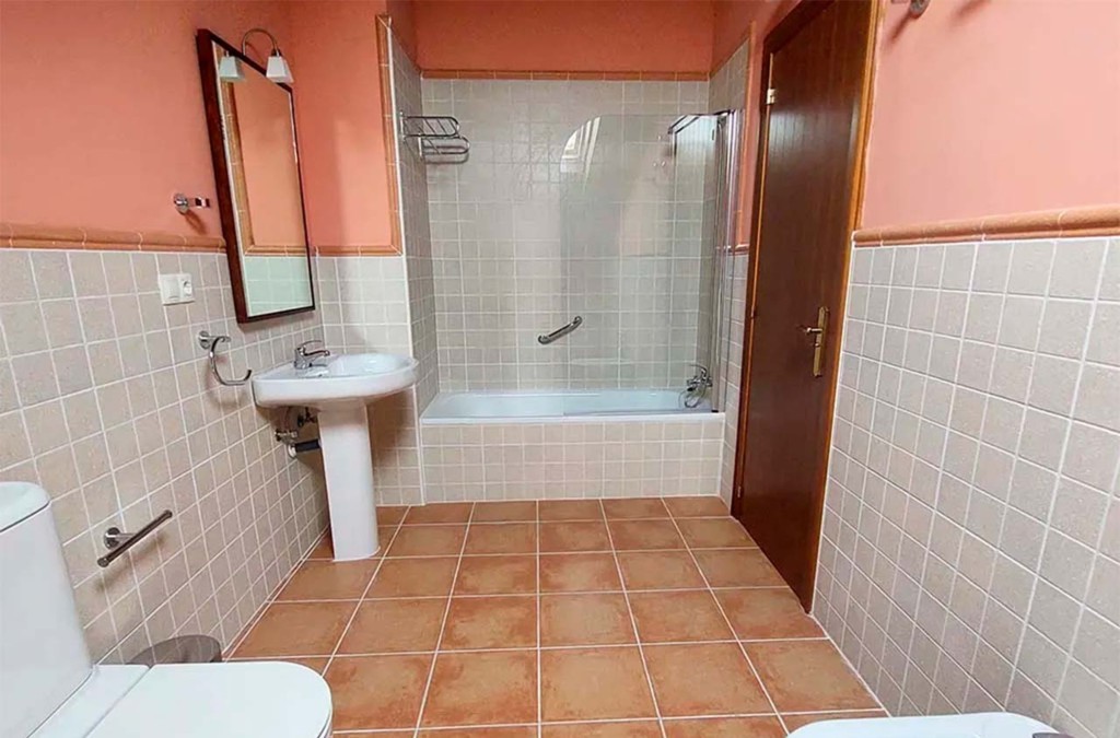 Jaca a tus pies: desconecta en pleno Pirineo aragonés - Apartamentos Jaca Mirador de Badaguas 3000