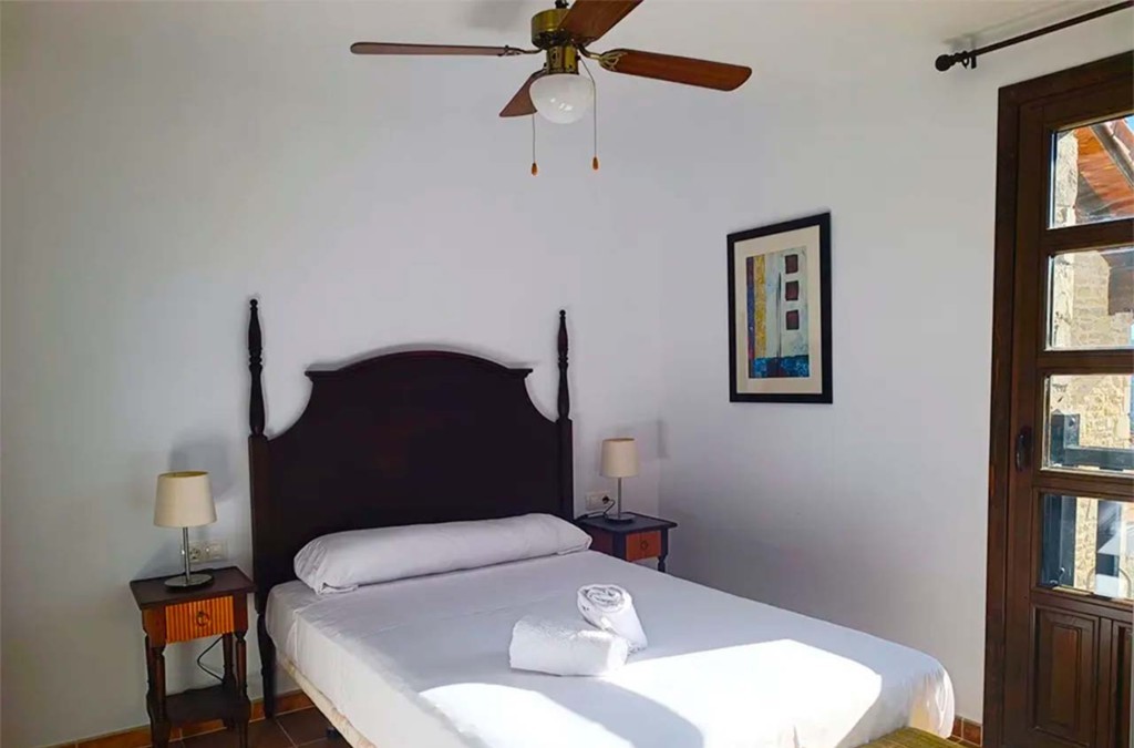 Jaca a tus pies: desconecta en pleno Pirineo aragonés - Apartamentos Jaca Mirador de Badaguas 3000