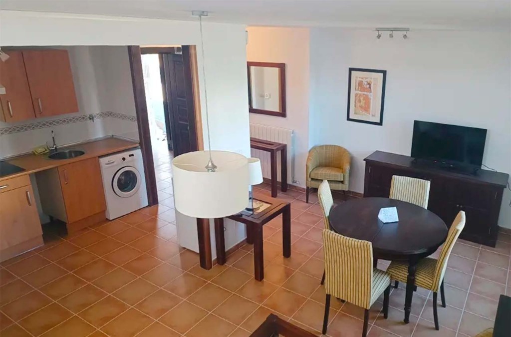 Jaca a tus pies: desconecta en pleno Pirineo aragonés - Apartamentos Jaca Mirador de Badaguas 3000