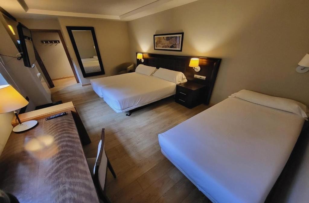 Disfruta del descanso que mereces en un hotel 4* en el Pirineo Aragonés - SNÖ Aragón Hills