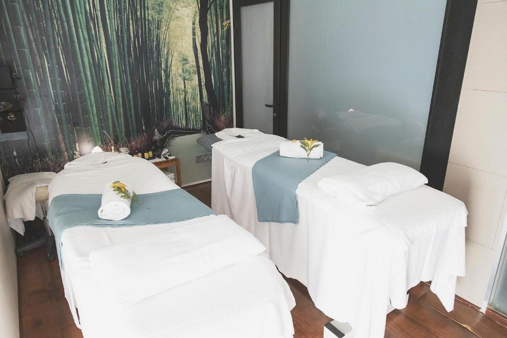 Escapada Romántica y Sensual en Zaragoza - Hotel & Spa Real Ciudad De Zaragoza