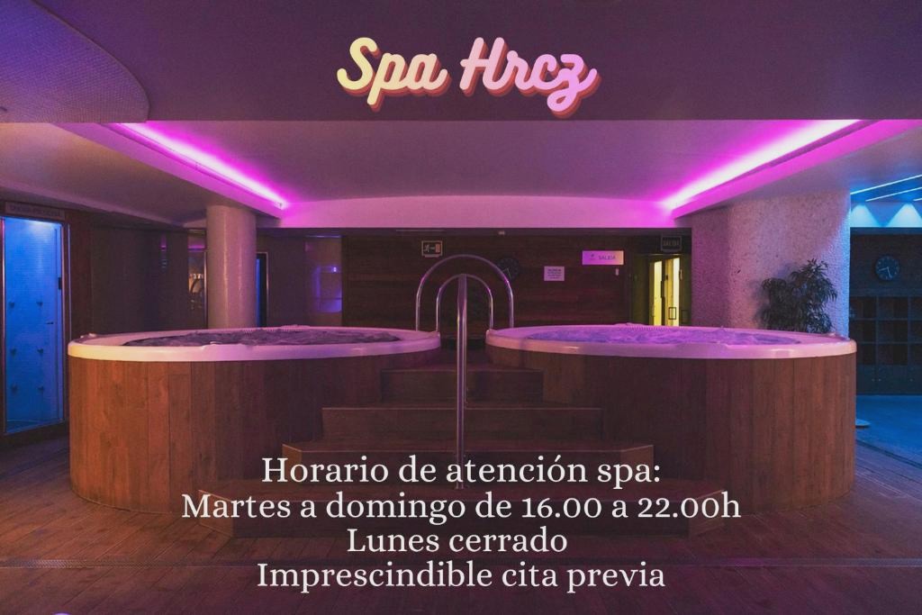 Escapada Romántica y Sensual en Zaragoza