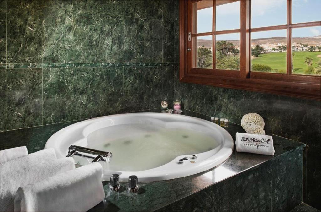 Lujo en Fuerteventura con Media Pensión ¡Adults Only! - Elba Palace Golf Boutique Hotel - Adults Only