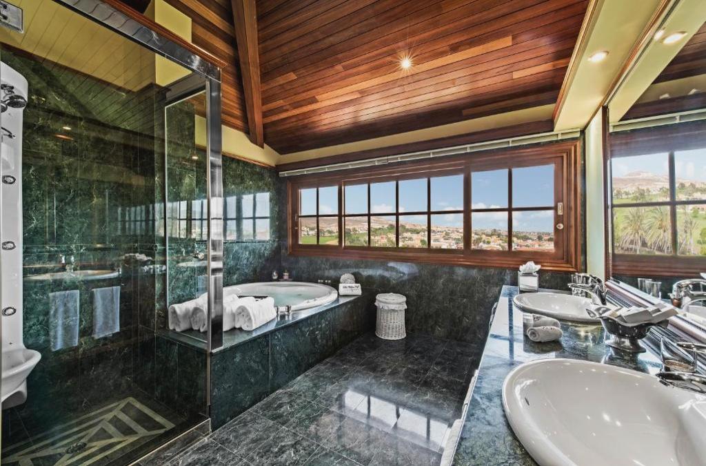 Lujo en Fuerteventura con Media Pensión ¡Adults Only! - Elba Palace Golf Boutique Hotel - Adults Only