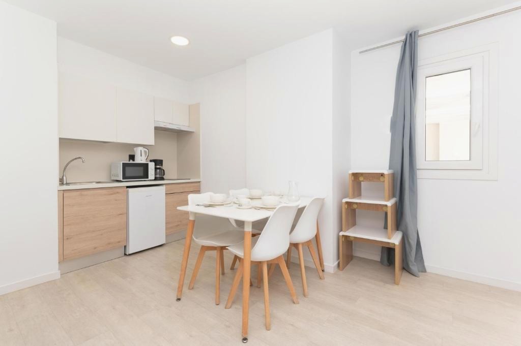 Disfruta de Playa de las Americas (Tenerife,Canarias) - BARRANCO Chic! Apartments