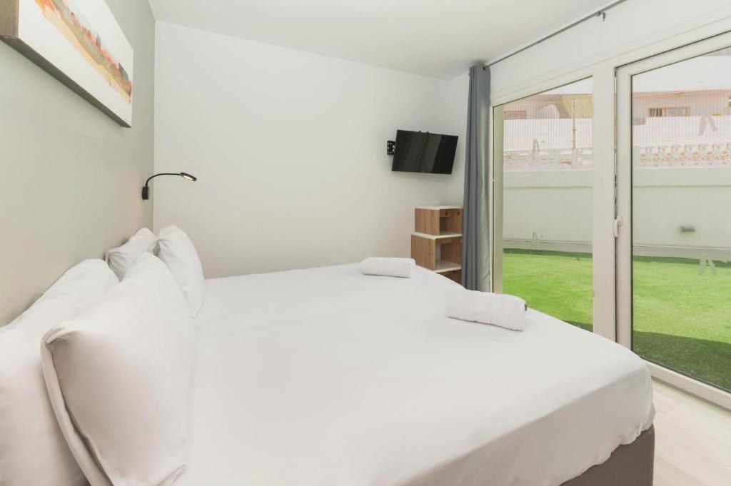 Disfruta de Playa de las Americas (Tenerife,Canarias) - BARRANCO Chic! Apartments