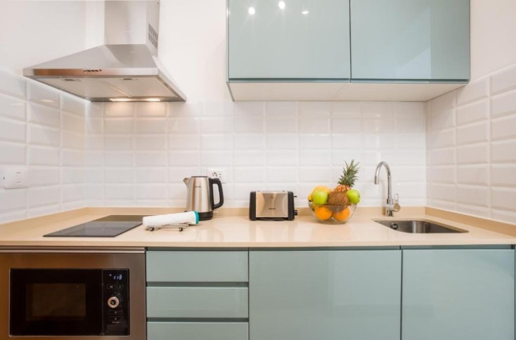 Tenerife at your own pace: wake up in front of the sea in Puerto de la Cruz