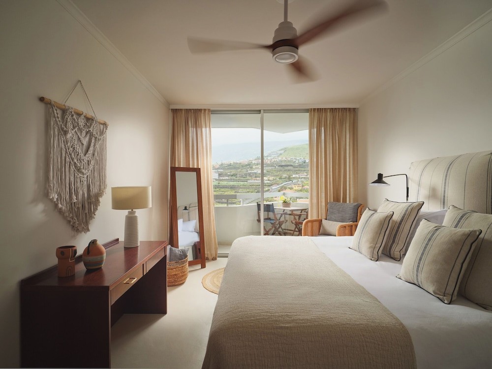 Descubre Puerto de La Cruz en hotel 4* (Tenerife, Canarias)