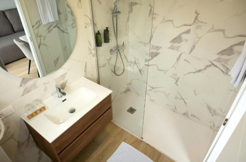 Explora Tenerife con vuelos y hotel en Puerto de la Cruz