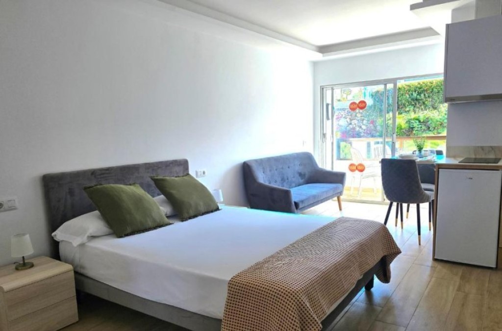 Explora Tenerife con vuelos y hotel en Puerto de la Cruz - Muthu La Perla Tenerife