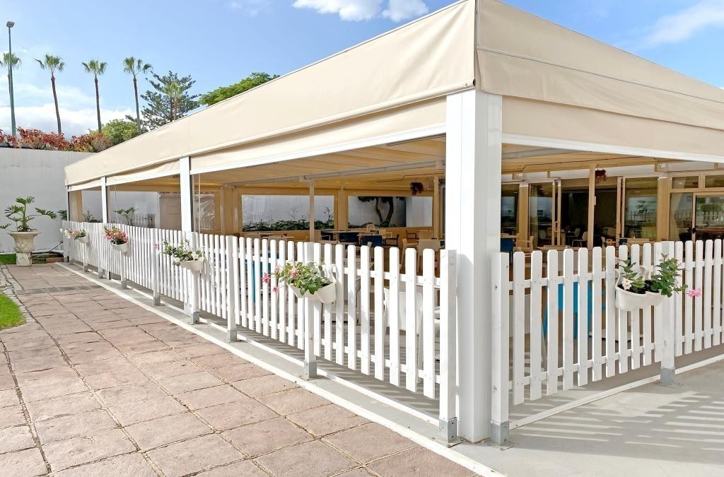 Geneiße Teneriffas endlosen Sommer!