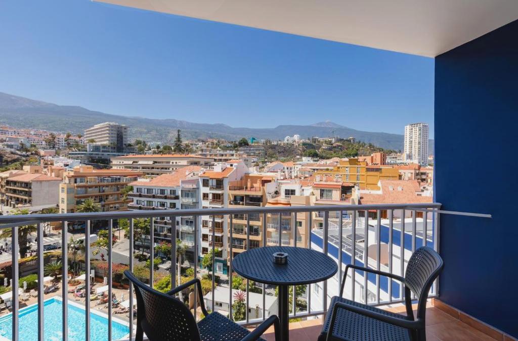 ¡Tenerife con vuelos en Pensión Completa! - Hotel Catalonia Las Vegas - Adults Only