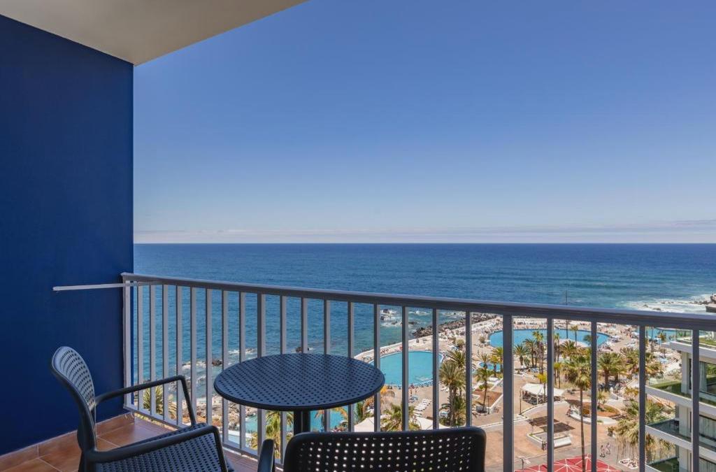 ¡Tenerife con vuelos en Pensión Completa! - Hotel Catalonia Las Vegas - Adults Only