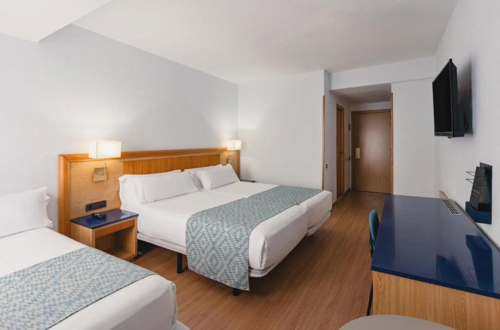 ¡Tenerife con vuelos en Pensión Completa! - Hotel Catalonia Las Vegas - Adults Only