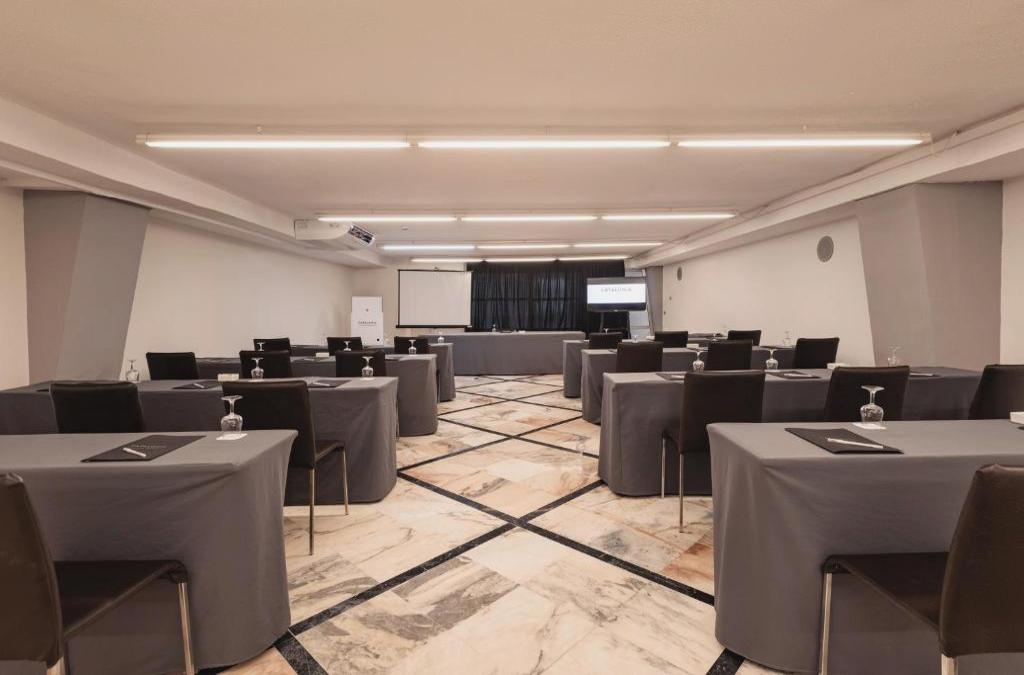 ¡Tenerife con vuelos en Pensión Completa! - Hotel Catalonia Las Vegas - Adults Only