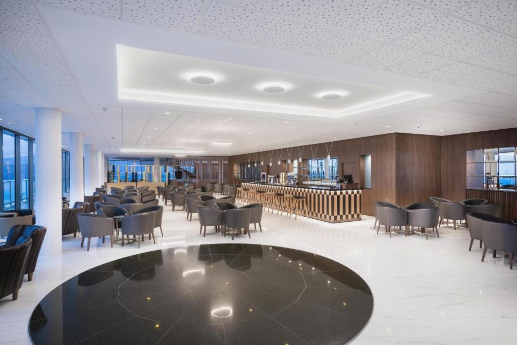 Tenerife te espera: alójate en hotel 5* con Media Pensión - Hotel Best Semiramis