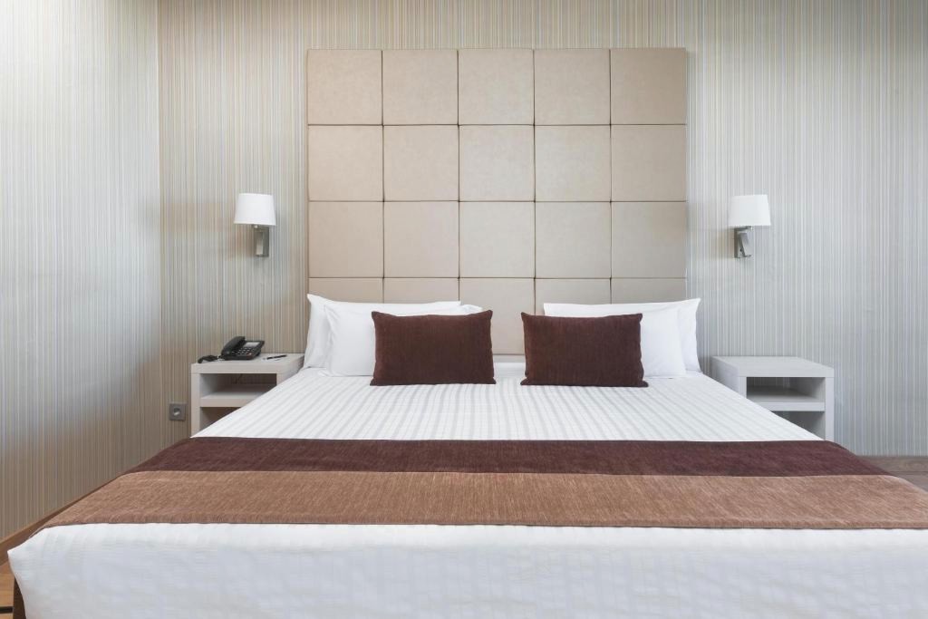 Tenerife te espera: alójate en hotel 5* con Media Pensión - Hotel Best Semiramis