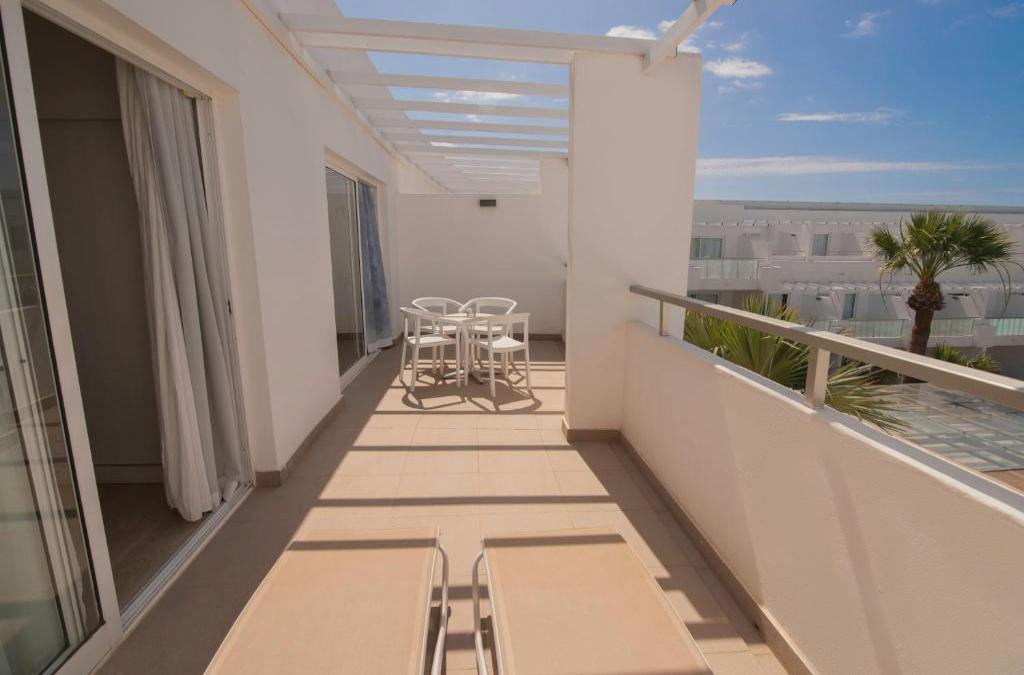 Disfruta de Lanzarato en un hotel 4* - SENTIDO Aequora Lanzarote Suites