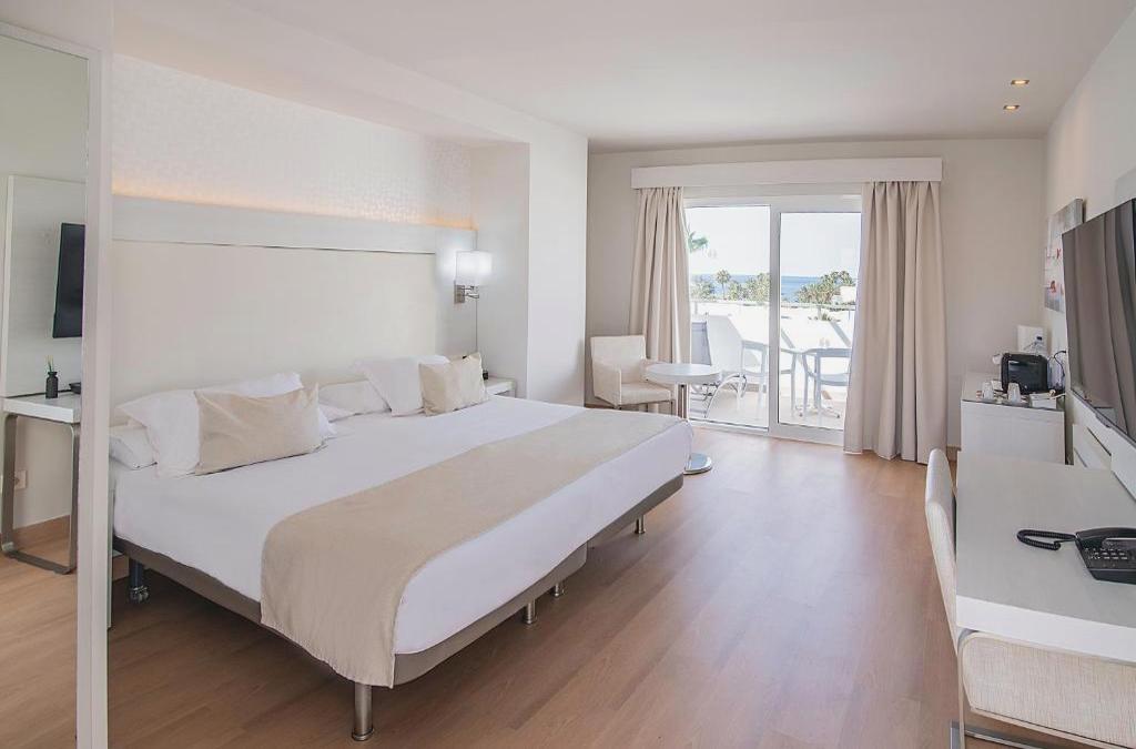 Disfruta de Lanzarato en un hotel 4* - SENTIDO Aequora Lanzarote Suites