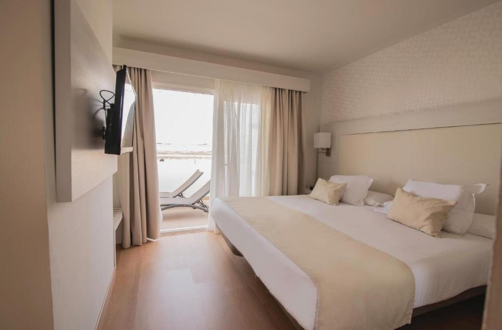 Disfruta de Lanzarato en un hotel 4* - SENTIDO Aequora Lanzarote Suites
