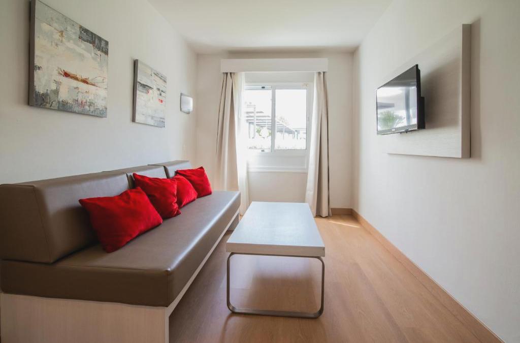 Disfruta de Lanzarato en un hotel 4* - SENTIDO Aequora Lanzarote Suites