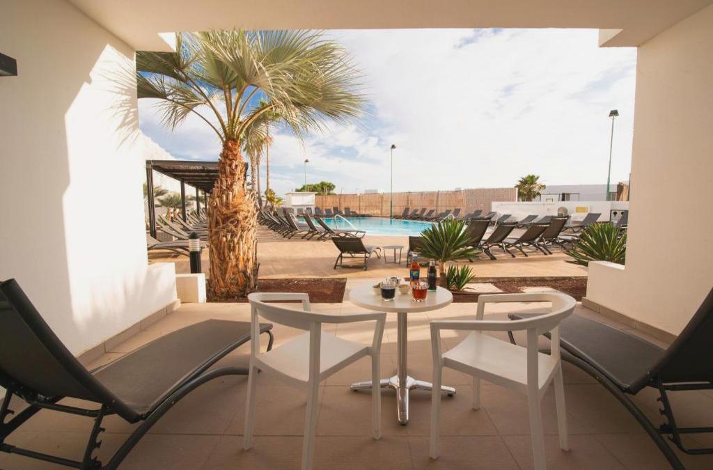 Disfruta de Lanzarato en un hotel 4* - SENTIDO Aequora Lanzarote Suites