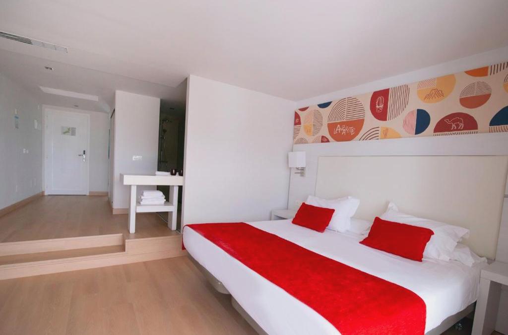 Disfruta de Lanzarato en un hotel 4* - SENTIDO Aequora Lanzarote Suites