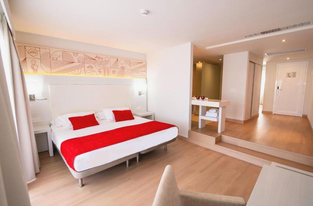Disfruta de Lanzarato en un hotel 4* - SENTIDO Aequora Lanzarote Suites