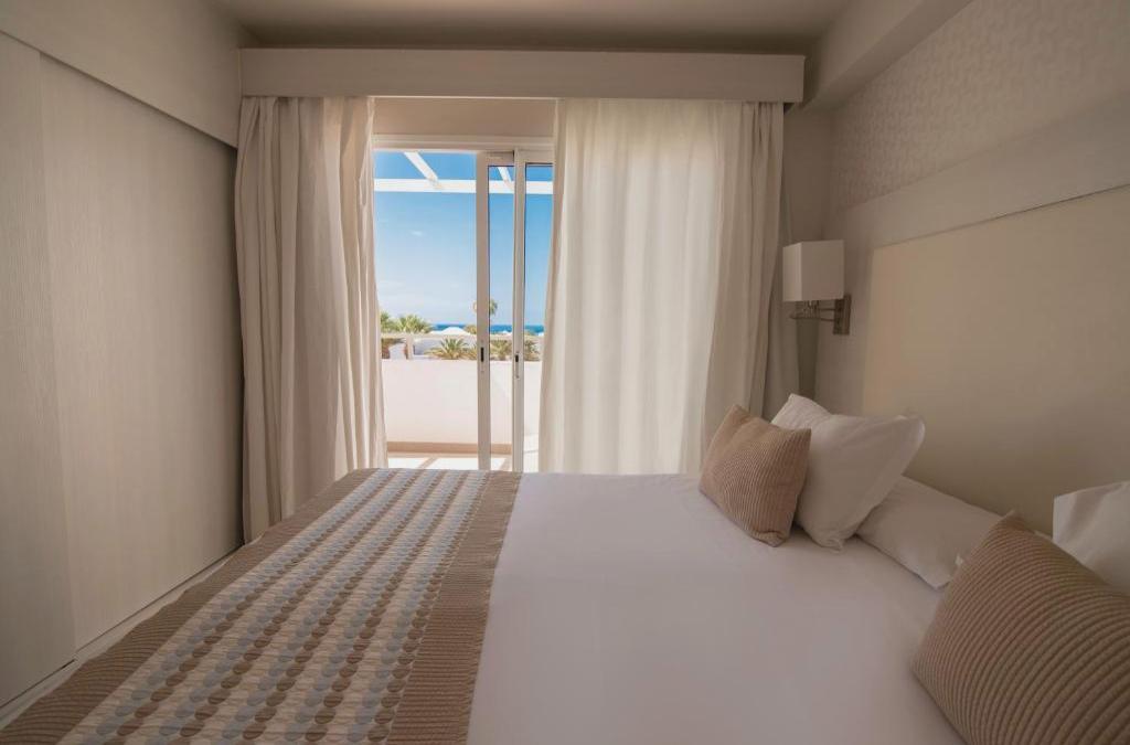 Disfruta de Lanzarato en un hotel 4* - SENTIDO Aequora Lanzarote Suites