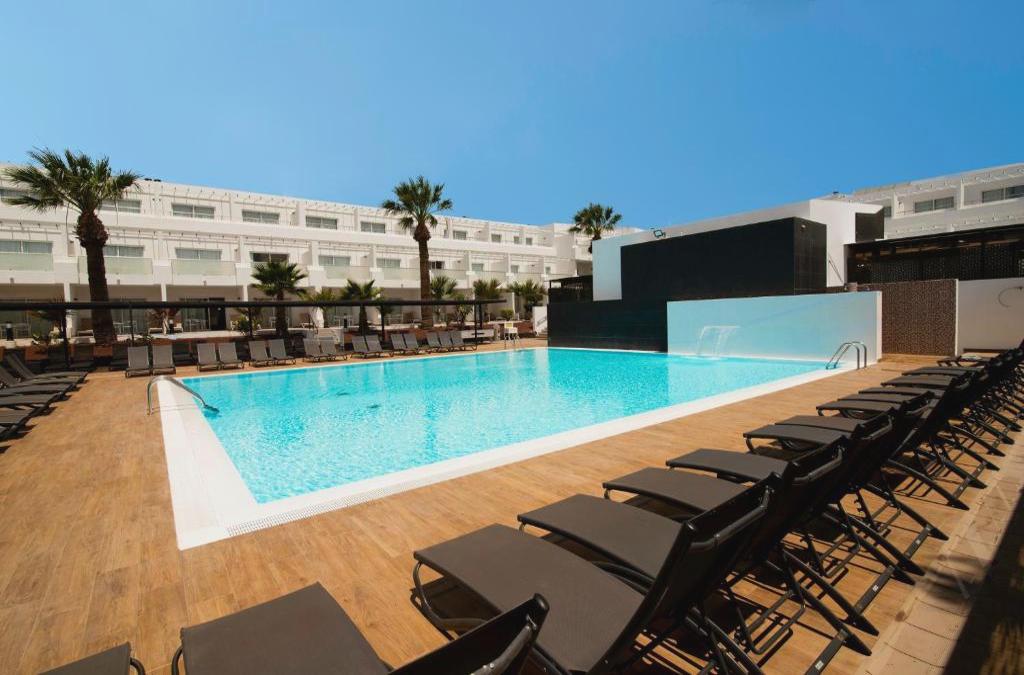 Disfruta de Lanzarato en un hotel 4*