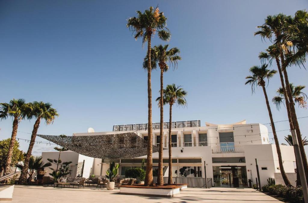 Disfruta de Lanzarato en un hotel 4* - SENTIDO Aequora Lanzarote Suites
