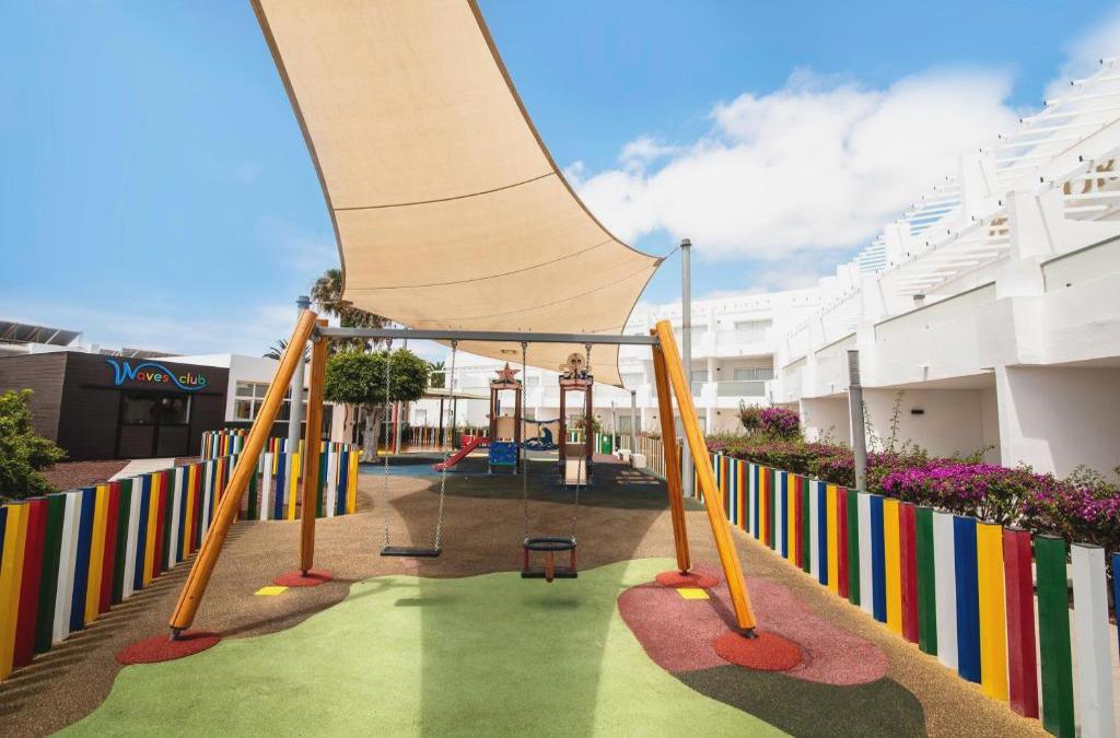 Disfruta de Lanzarato en un hotel 4* - SENTIDO Aequora Lanzarote Suites